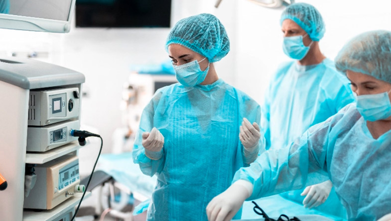 nurses on an operating room